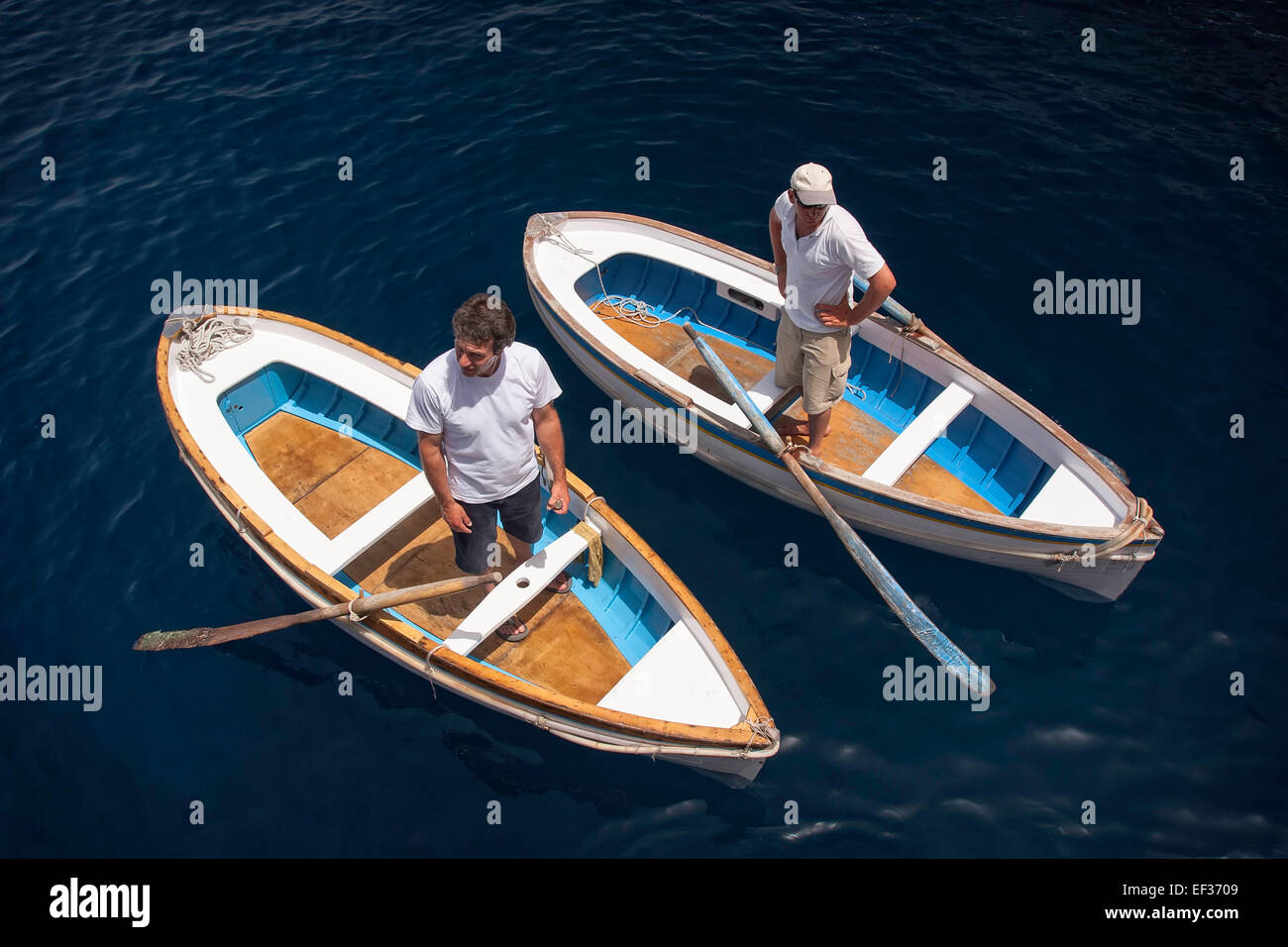 Row drivers hi-res stock photography and images - Alamy
