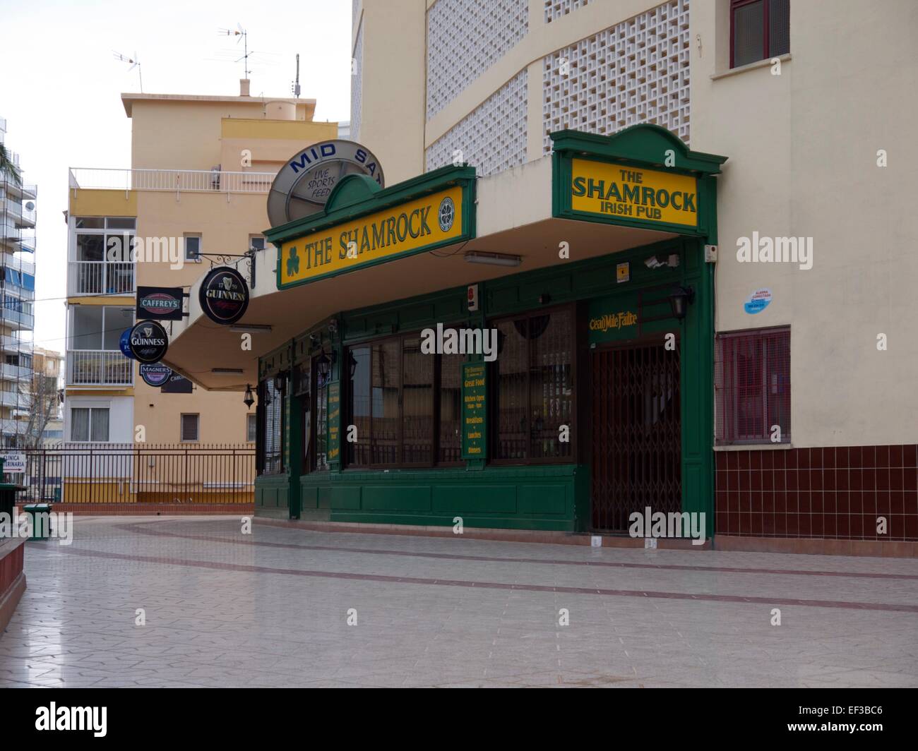 The Shamrock Irish Pub in Benidorm, Spain Stock Photo Alamy