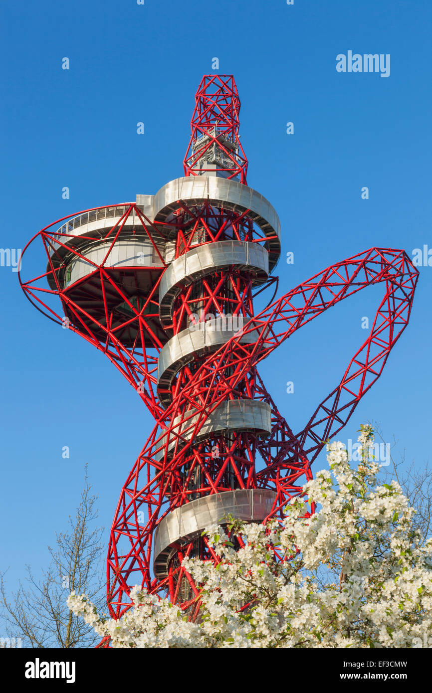 England, London, Stratford, Queen Elizabeth Olympic Park, ArcelorMittal Orbit Sculpture Stock Photo