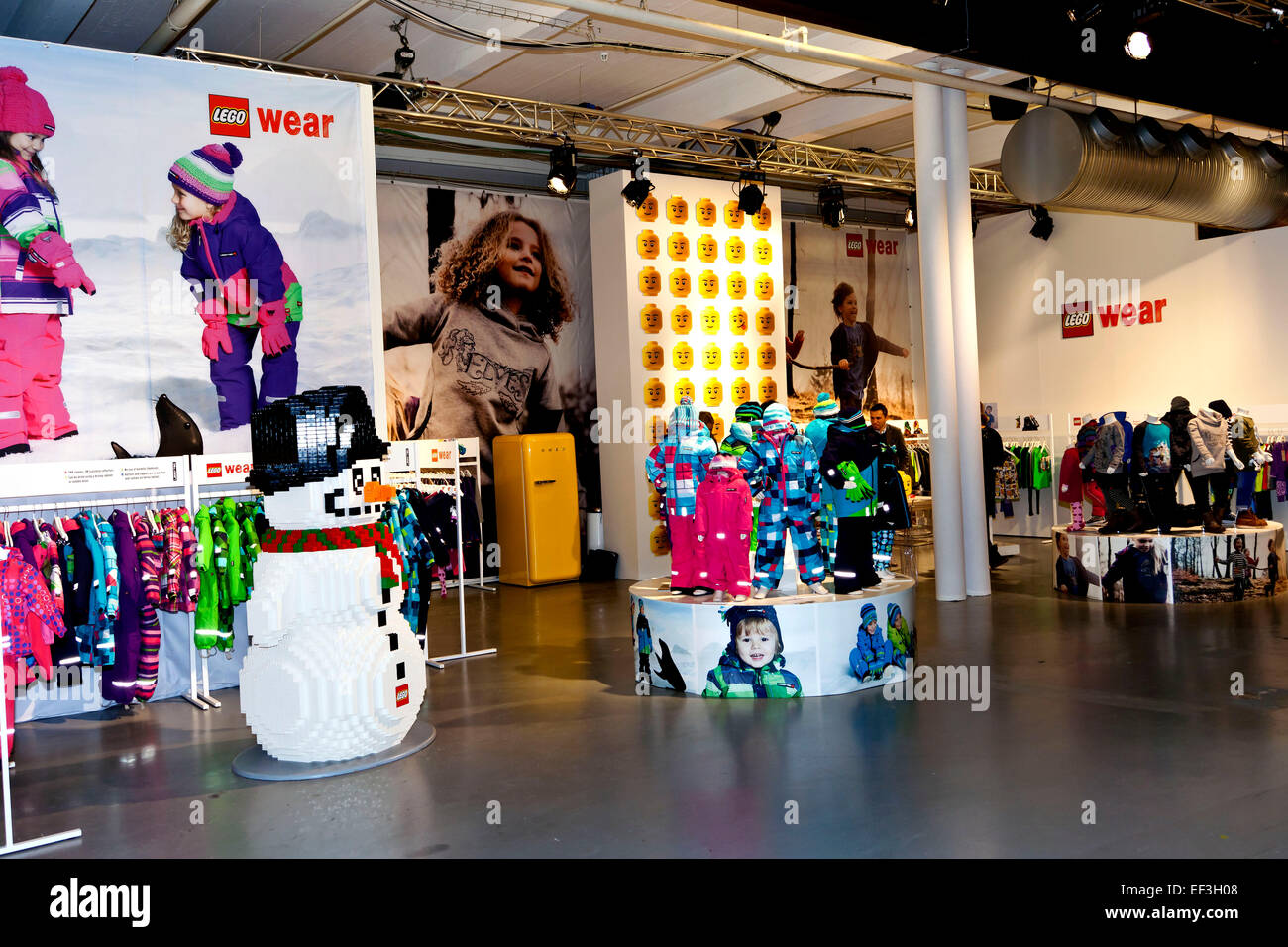 Copenhagen, Denmark. 26th January, 2015. LEGO Wear's stand at Copenhagen  International Fashion Fair for kids (CIFF KIDS) , where they presents their  Meant to Wear collection. A large snowman built with LEGO