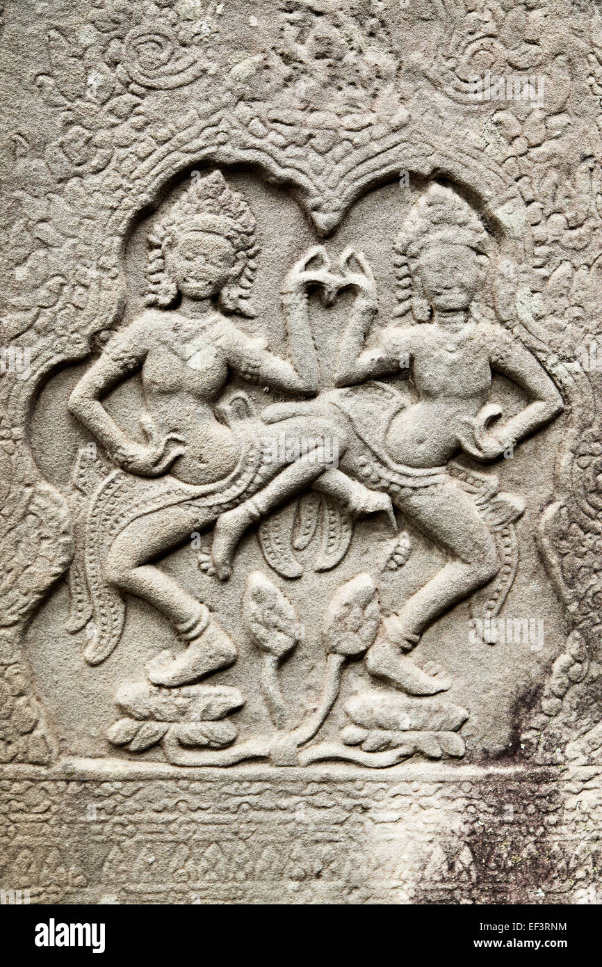 Apsaras stone carving in Angkor Wat, Cambodia Stock Photo Alamy