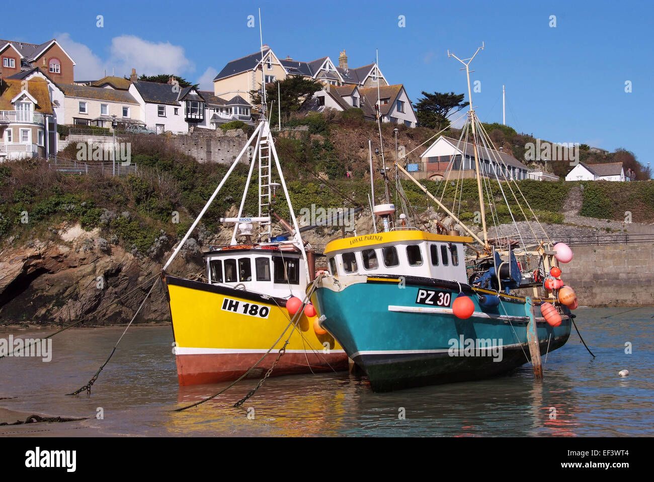 Newquay house on rock hires stock photography and images Alamy