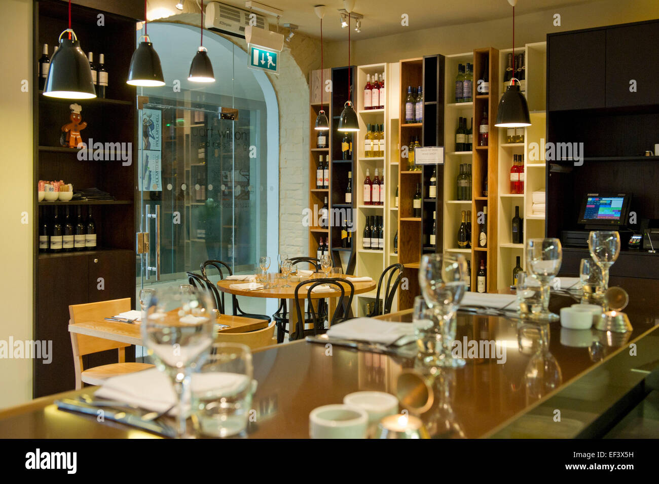 Mad by Bob cafe and restaurant in Cirencester, Gloucestershire Stock Photo Alamy