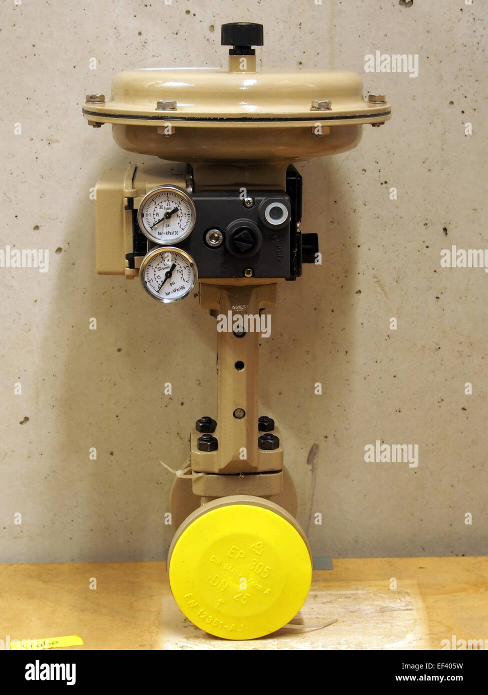 Samson valve model 3767, pic2 Stock Photo - Alamy