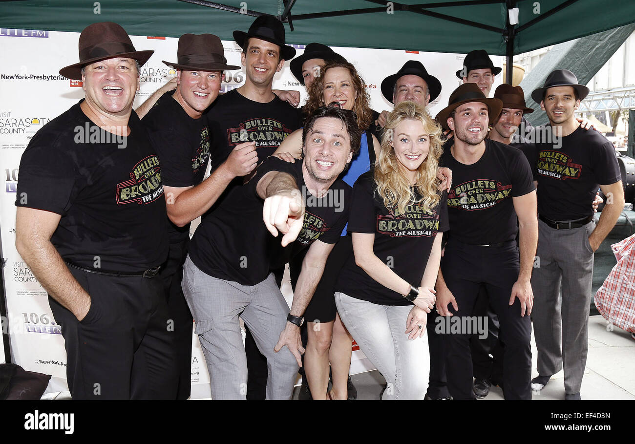 Zach Braff and the cast of Bullets Over Broadway perform in 106.7 LITE