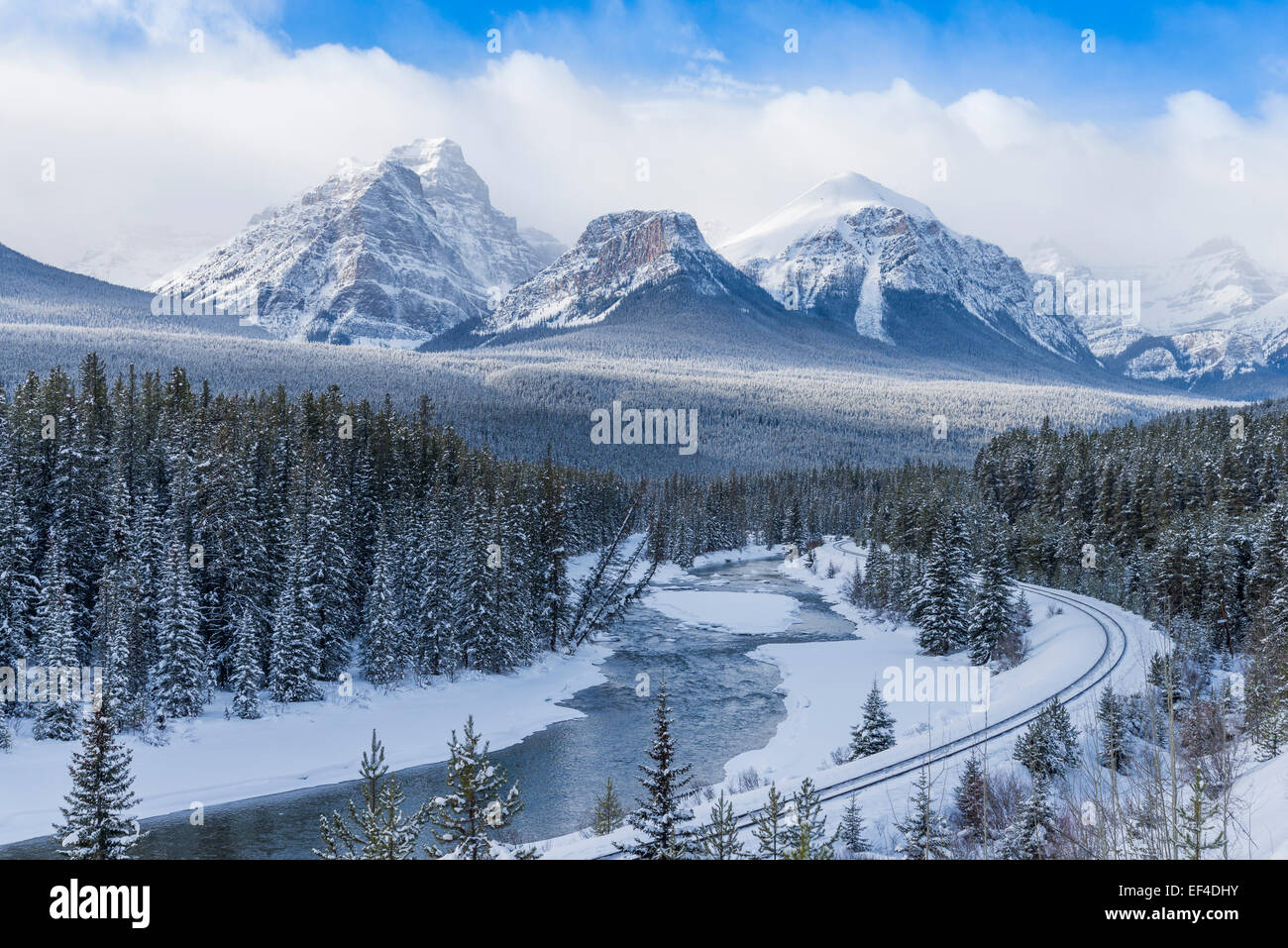 Winter scene at Morant's Curve, Banff National Park, Alberta, Canada Stock Photo