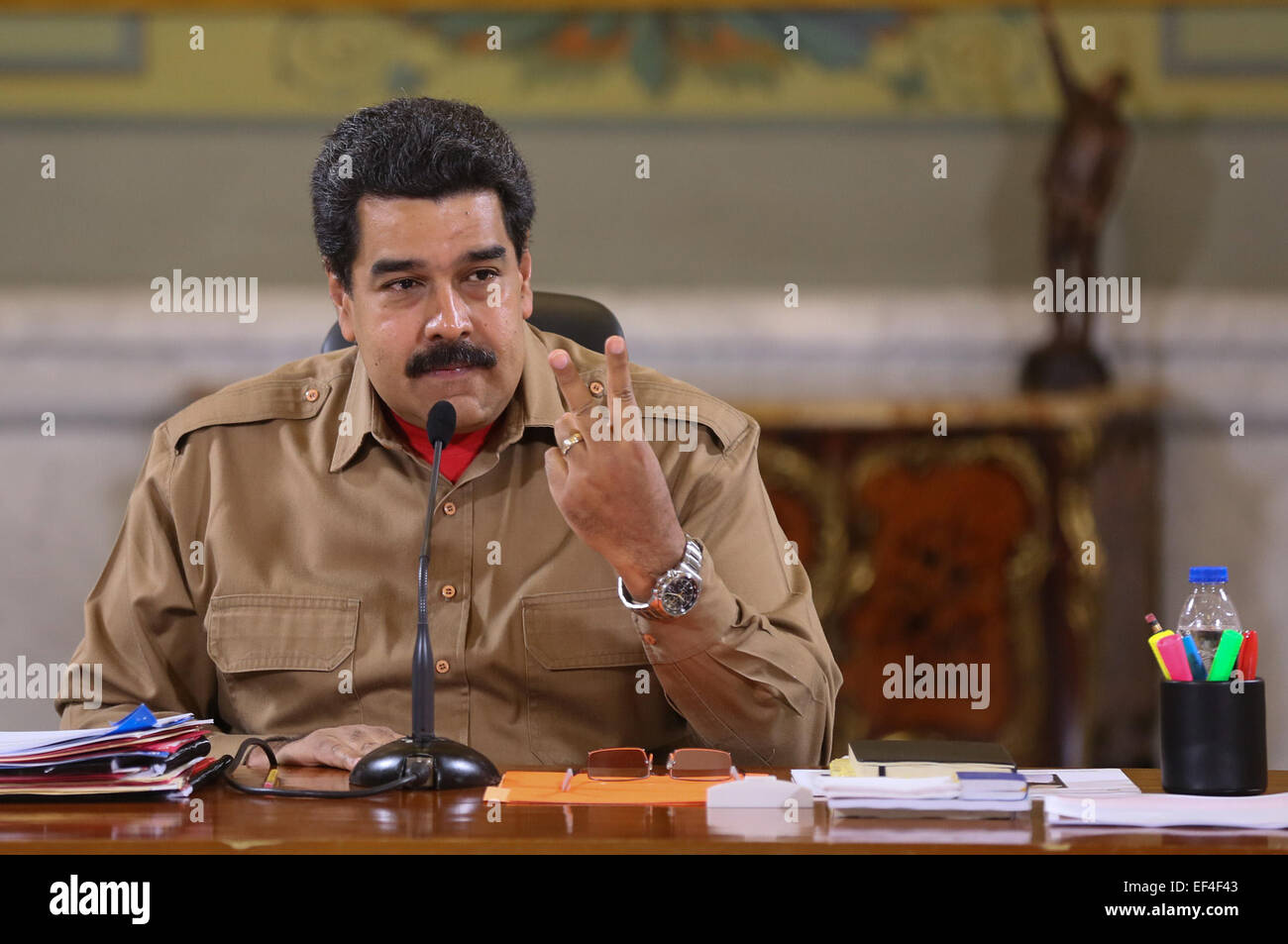 Caracas, Venezuela. 26th Jan, 2015. Image provided by Venezuela's Presidency shows Venezuelan President Nicolas Maduro taking part in the Council of Vice presidents, in Miraflores Palace, in Caracas, Venezuela, on Jan. 26, 2015. Credit:  Venezuela's Presidency/Xinhua/Alamy Live News Stock Photo