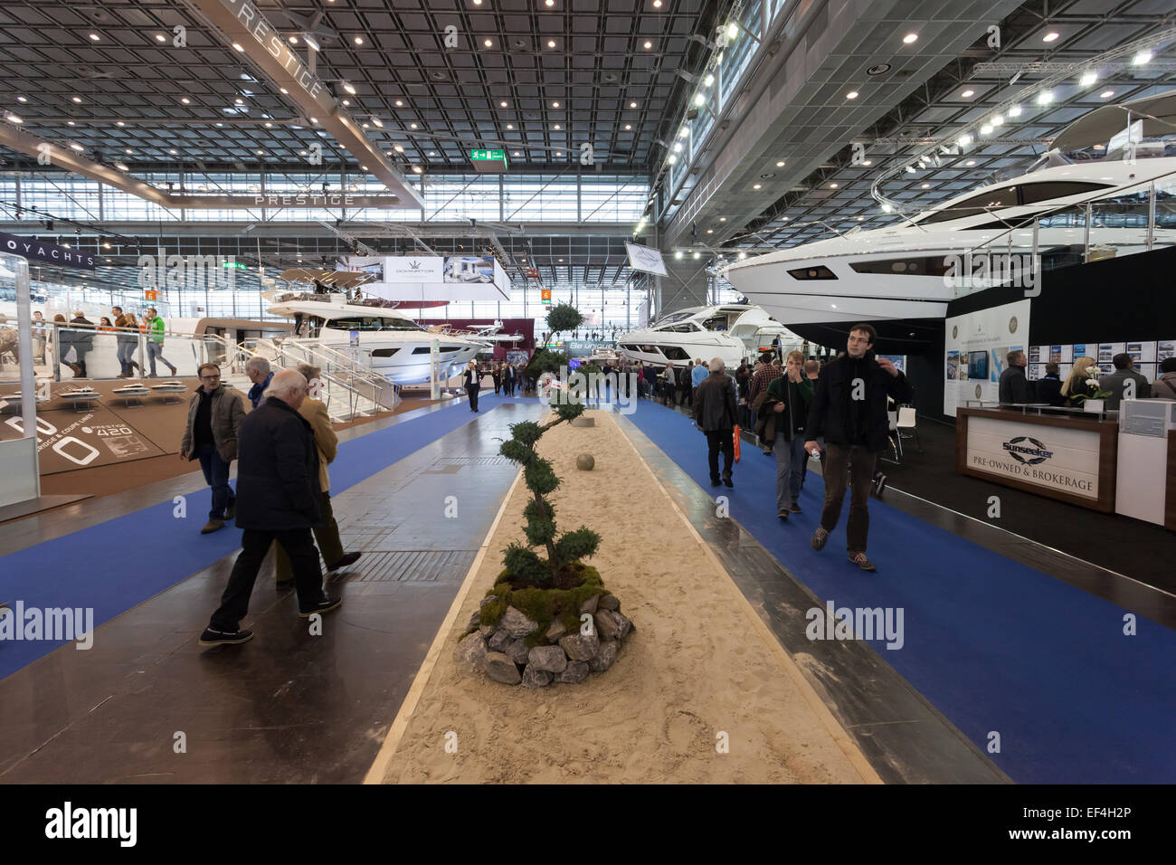 boot Duesseldorf 2015 - the worlds biggest yachting and water sports ...