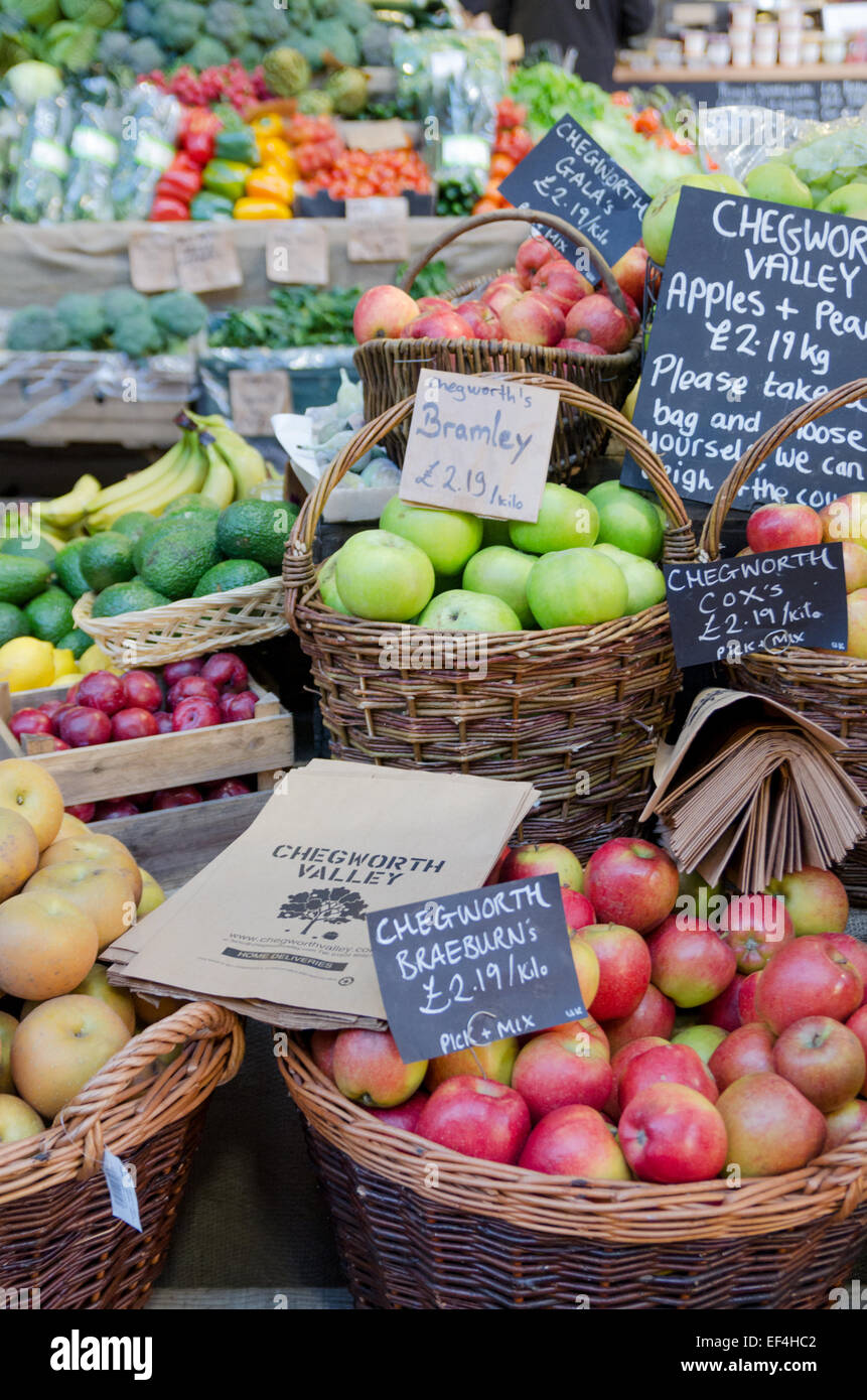 Organic producer, Chegworth Valley's  stall on London's Borough Market Stock Photo