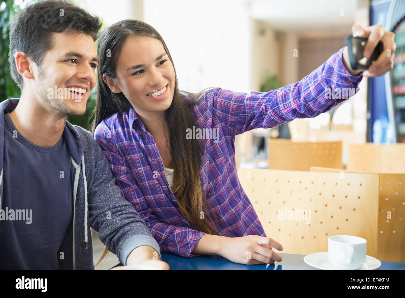 Young college student selfie hi-res stock photography and images - Alamy