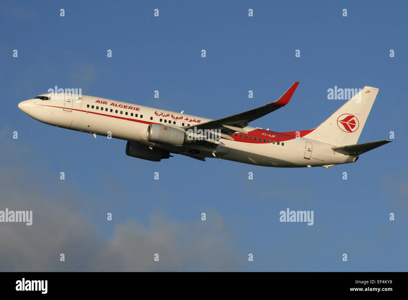 AIR ALGERIE BOEING 737 800 Stock Photo Alamy