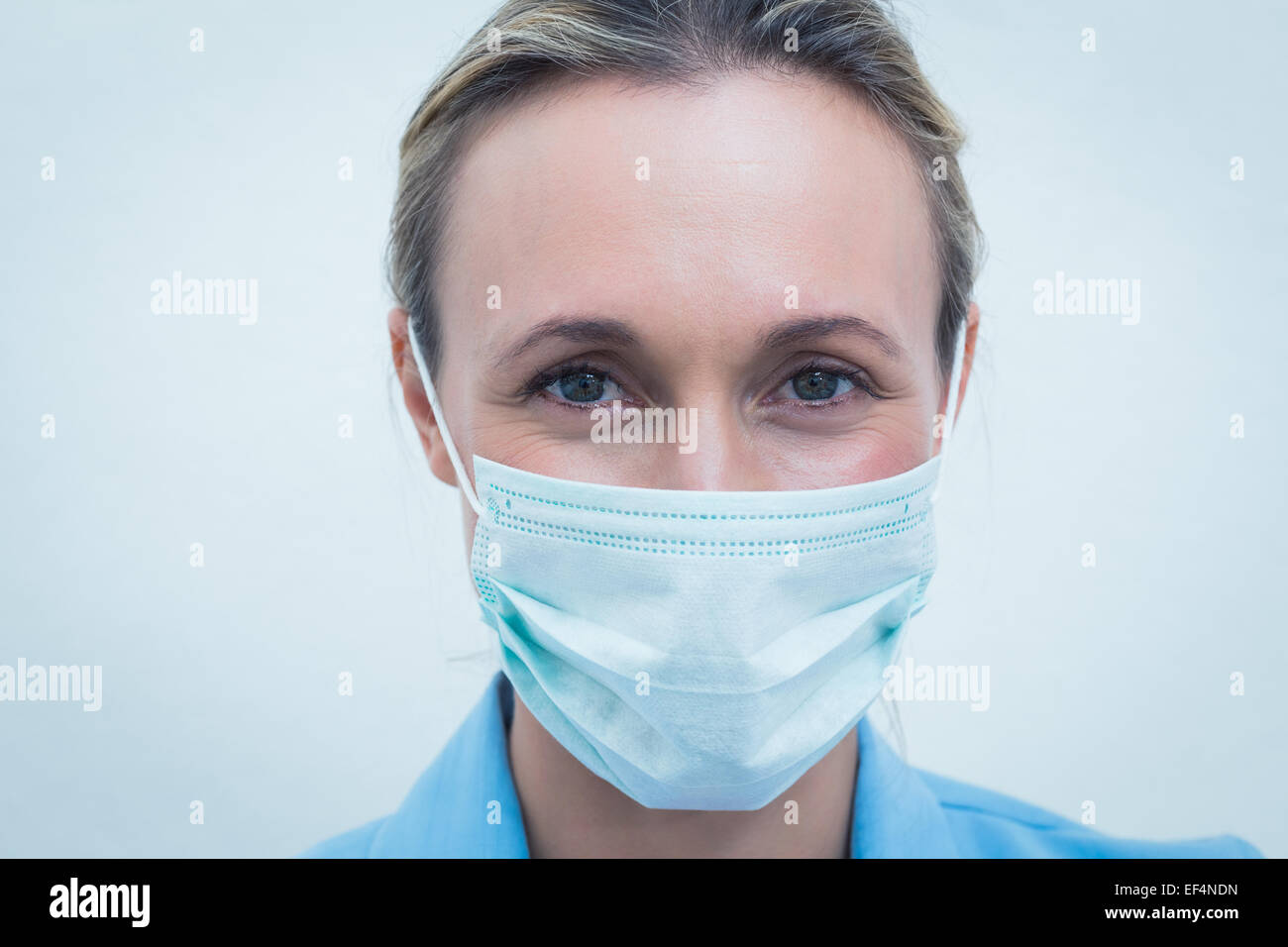 Female dentist wearing face mask hires stock photography and images