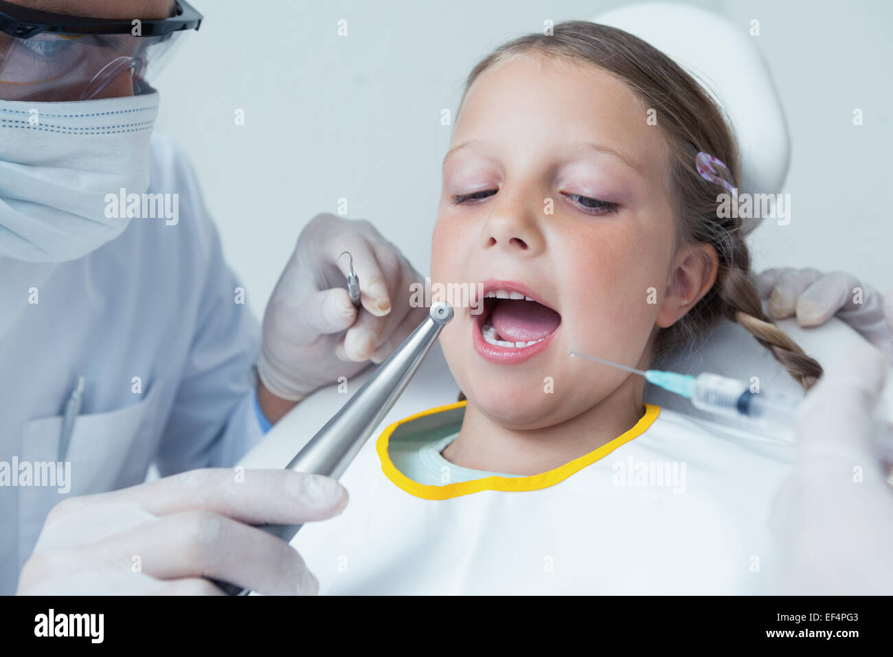 Girl having injection hi-res stock photography and images - Alamy