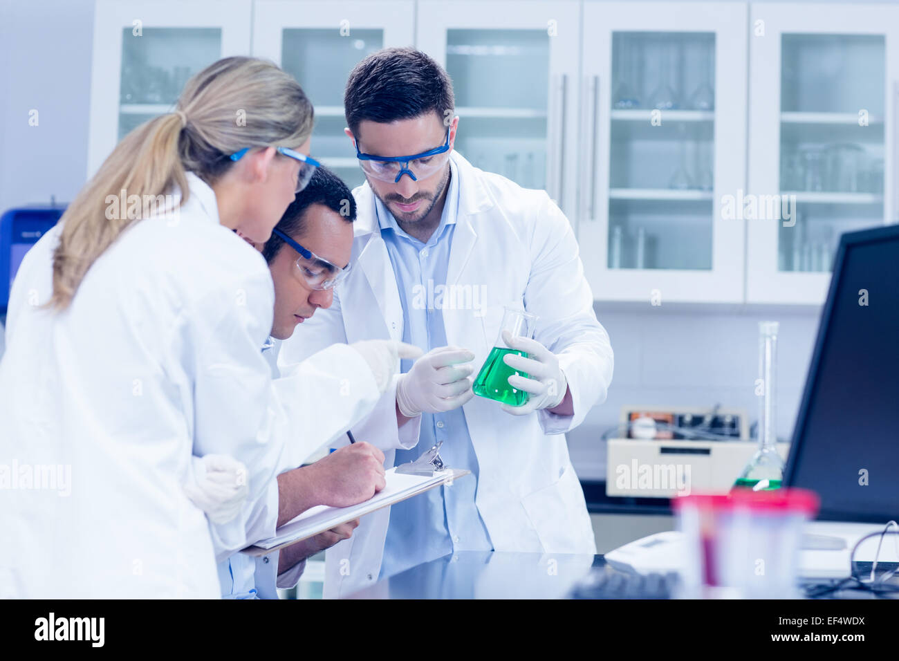 College science discussion hi-res stock photography and images - Alamy