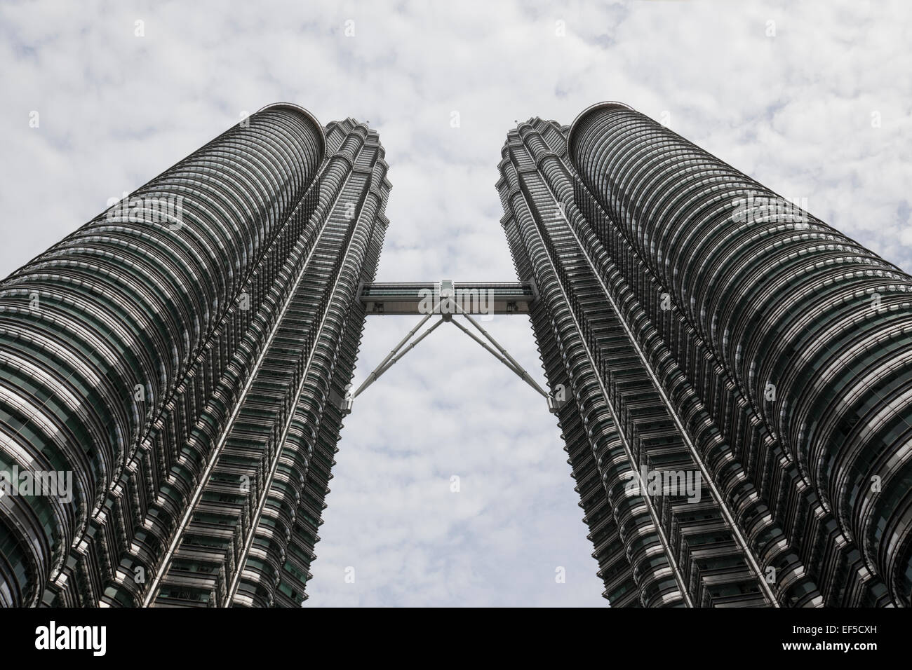 Landmark twin towers in the centre of Kuala Lumpur, Malaysia Stock Photo