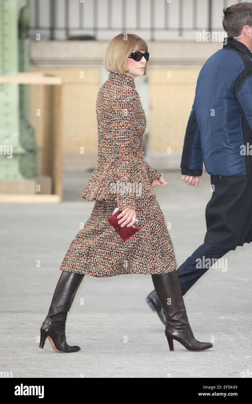 Anna Wintour Vogue Stock Photos & Anna Wintour Vogue Stock ...