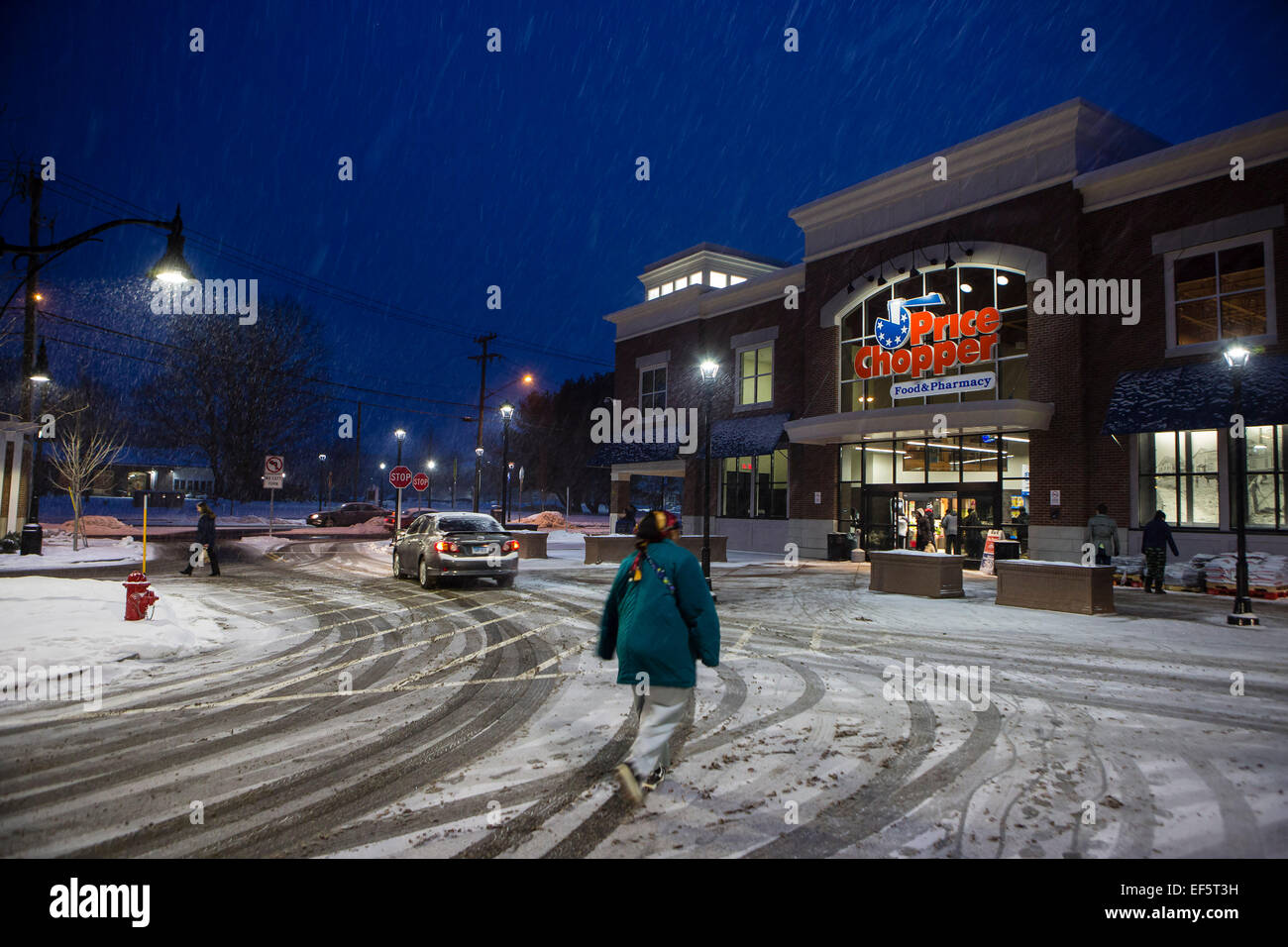 Storrs, Connecticut, USA. 26th January, 2015. Residents and students