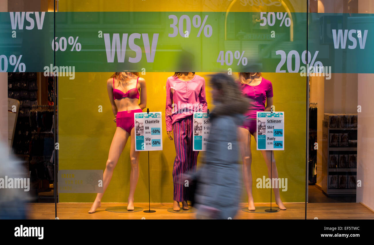 Hanover, Germany. 27th Jan, 2015. A sale is advertised in the shop window of a department store in Hanover, Germany, 27 January 2015. During winter sale, retailers try to lure customers with discounts on winter fashion. PHOTO: JULIAN STRATENSCHULTE/dpa/Alamy Live News Stock Photo