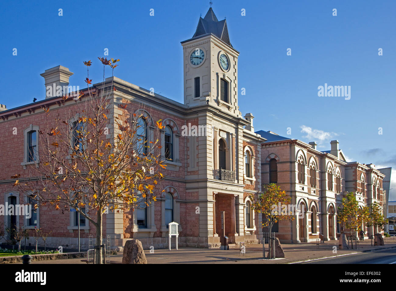 Old mount gambier hires stock photography and images Alamy