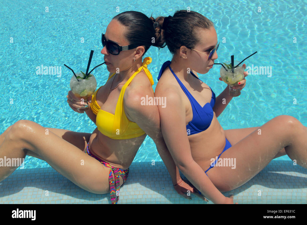 Mother daughter in bikinis swimming hi-res stock photography and images -  Alamy