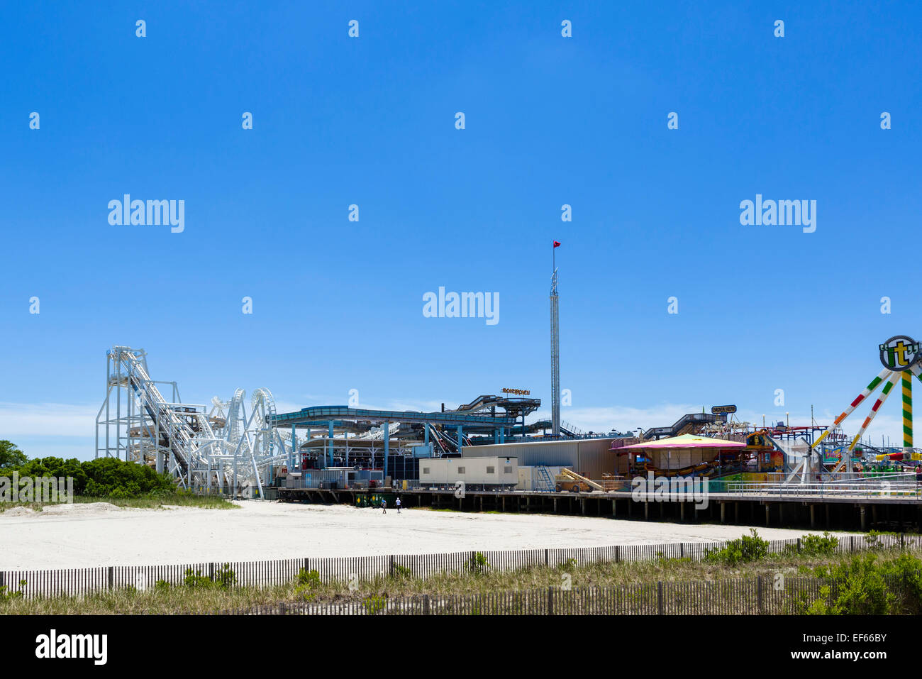 Beach and Surfside Pier, North Wildwood, Cape May County, New Jersey, USA Stock Photo