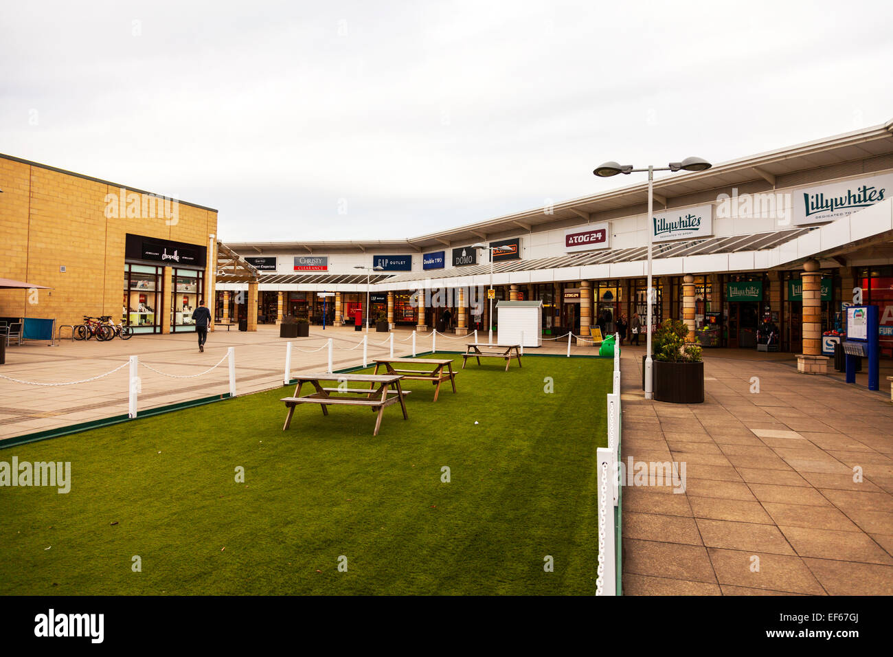 Lakeside village hires stock photography and images Alamy