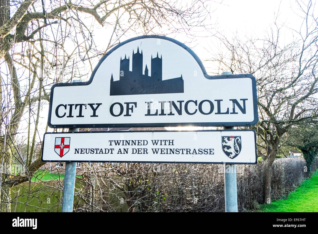 Lincoln City entrance road sign Cathedral twinned with