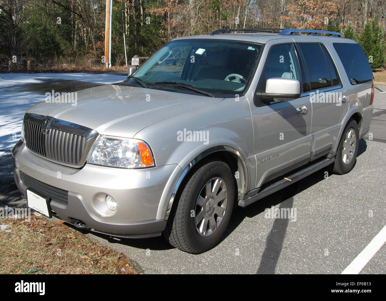 The 2003-2006 Lincoln Navigator is a full-size luxury SUV known for its ...