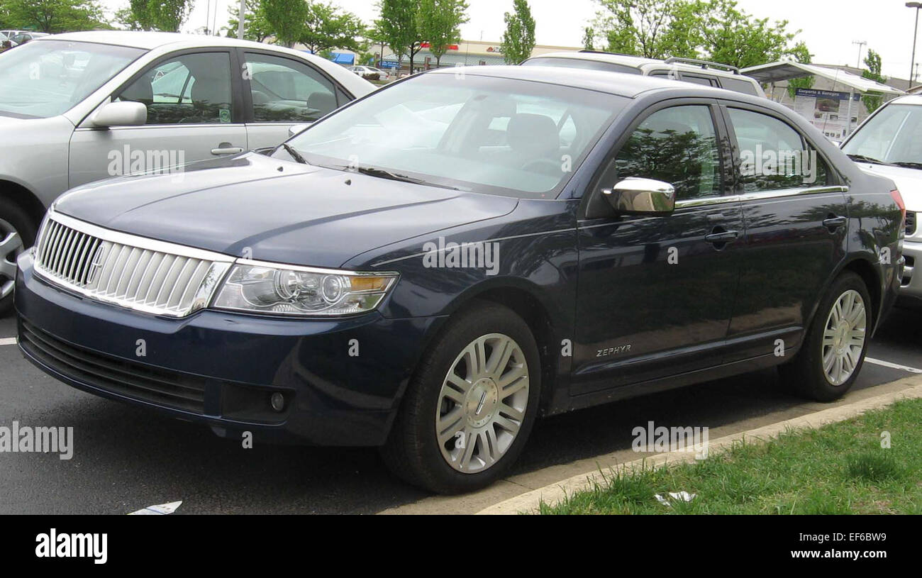 Lincoln sedan hi-res stock photography and images - Page 3
