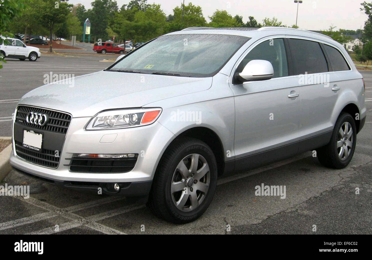 2007 audi q7 hi-res stock photography and images - Alamy, image size:1300x909