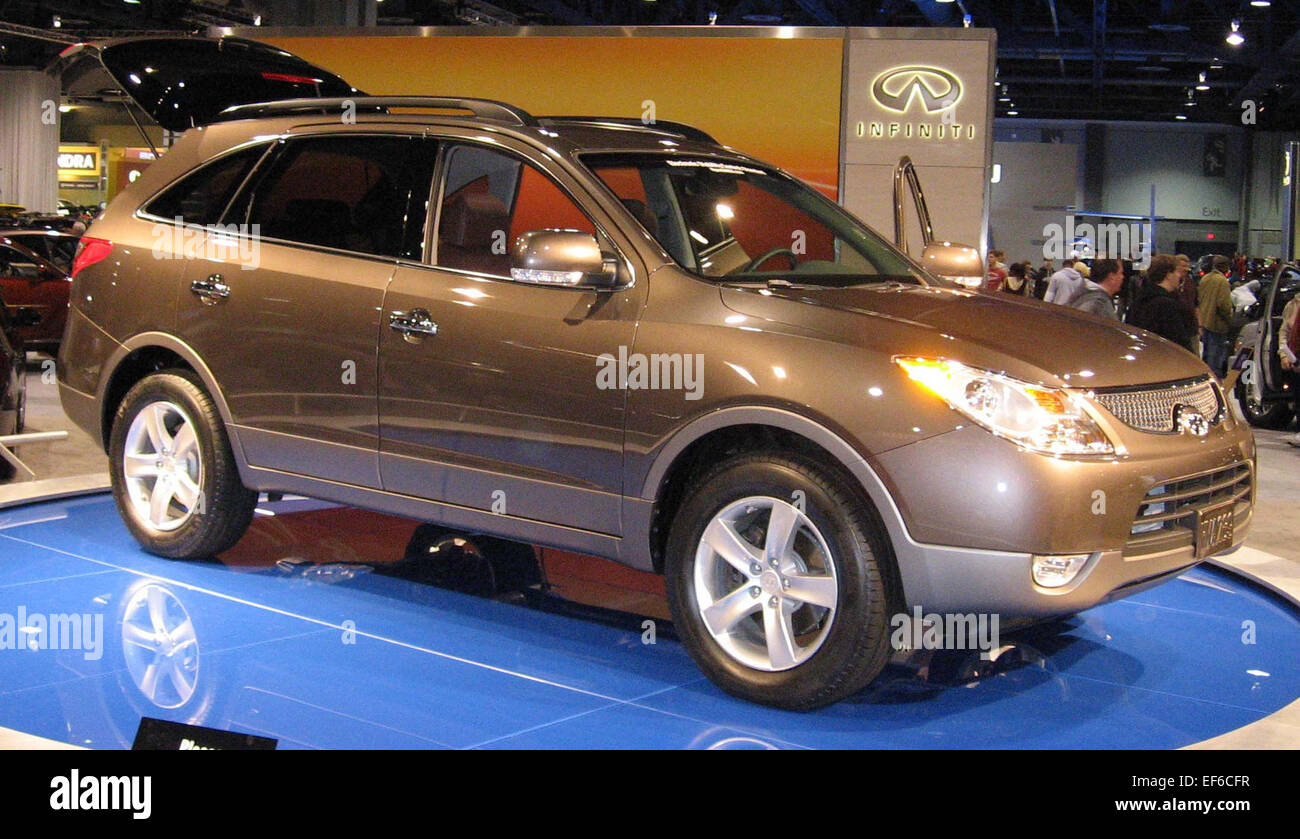 The 2008 Hyundai Veracruz is a mid-size crossover SUV featuring a 3.8L ...