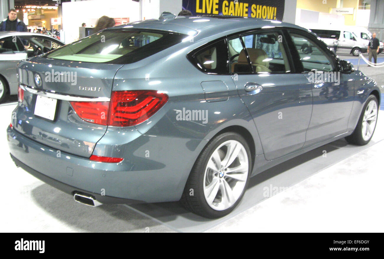 The 2010 BMW 550i Gran Turismo is a luxury hatchback that combines high ...