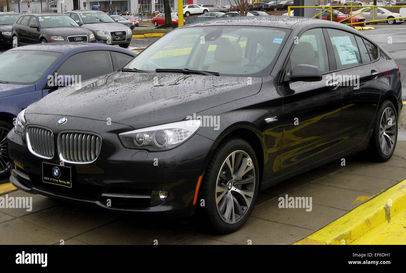 The 2010 BMW 550i GT is a luxury sports sedan with a front-wheel-drive ...
