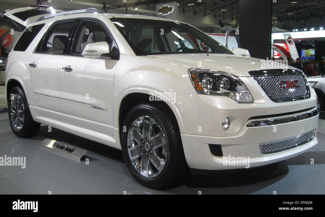 2011 Gmc Acadia Denali 2011 Dc Stock Photo Alamy