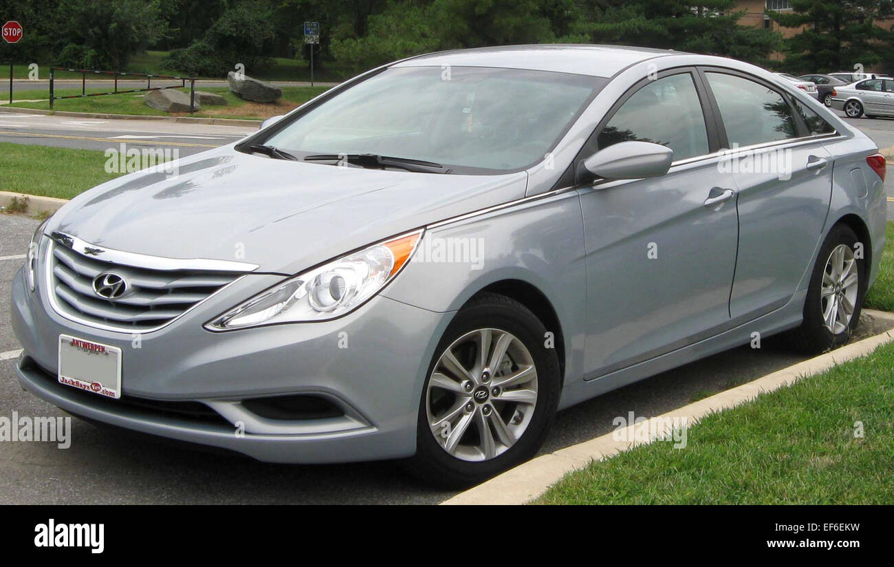 2011 Hyundai Sonata Gls >> 2011 Hyundai Sonata Gls 09 03 2010 Stock Photo 78204557 Alamy 2011 Hyundai Sonata Gls >> 2011 Hyundai Sonata Gls 09 03 2010 Stock Photo 78204557 Alamy