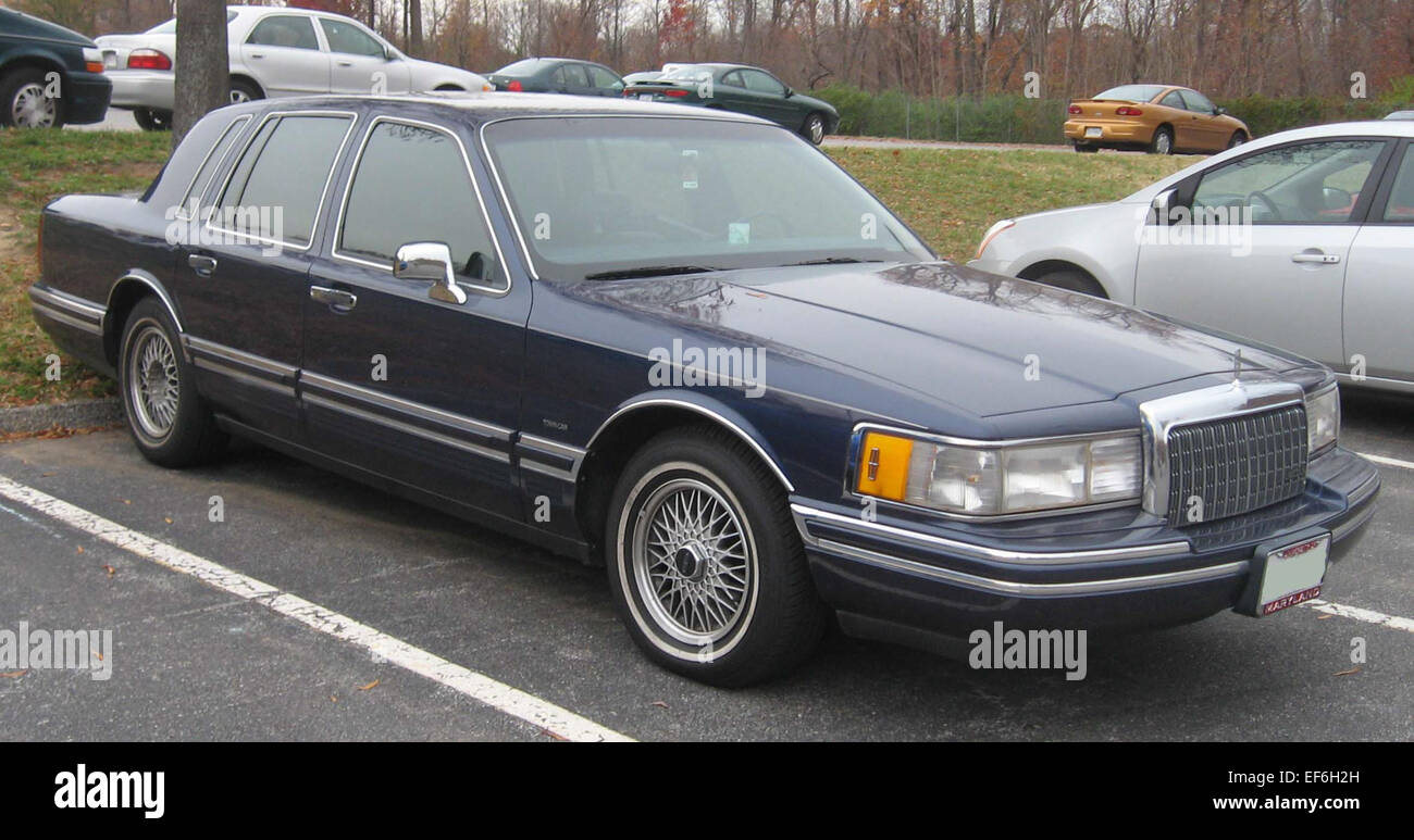 Lincoln sedan hi-res stock photography and images - Page 3