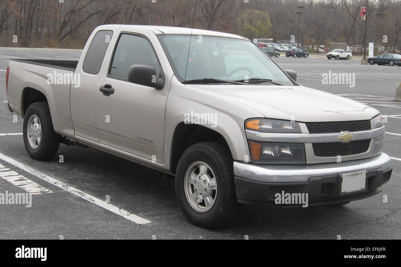 The Chevrolet Colorado extended cab is a midsize pickup truck known for ...
