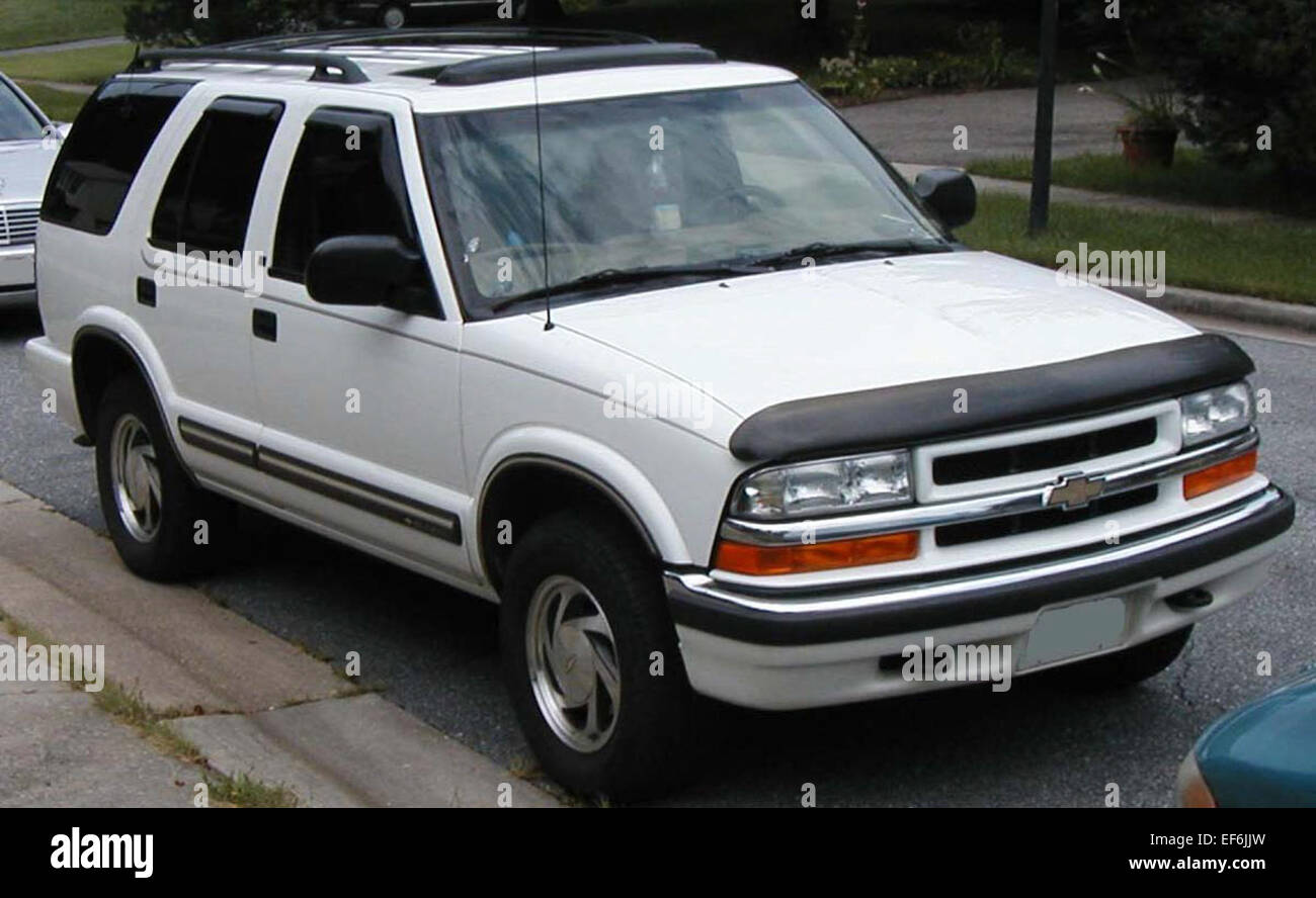 Chevrolet s10 blazer 2000 2001 66 000 km prata – Artofit