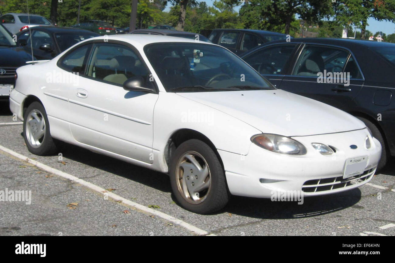 エスター コロッタ② Ford zx2 hi-res stock photography and images - Alamy