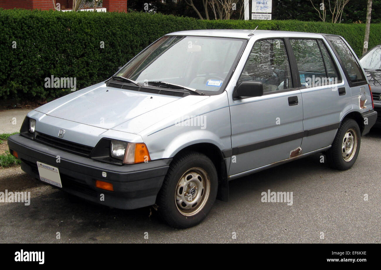 Honda civic wagon hi-res stock photography and images - Alamy