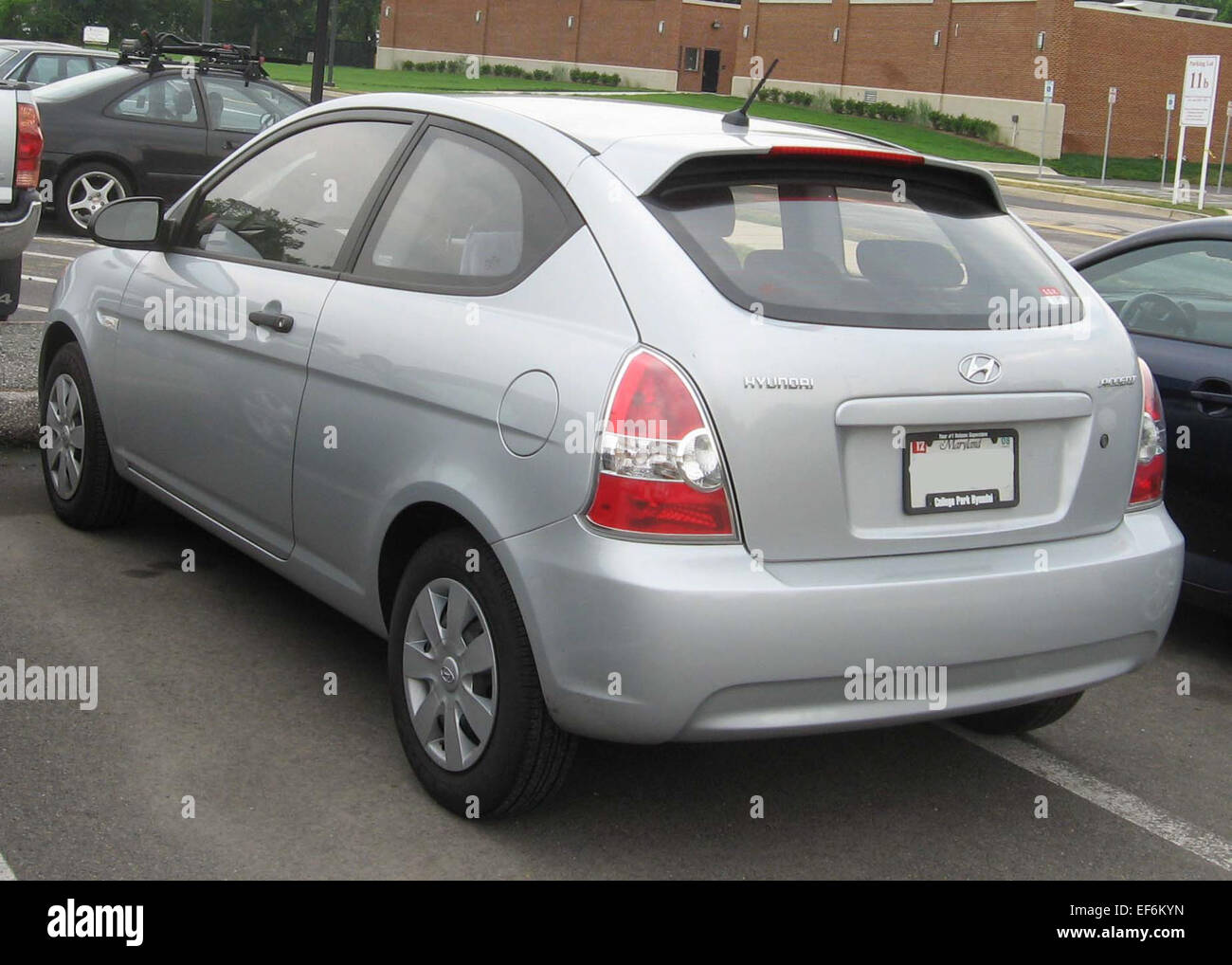 The Hyundai Accent GS rear is a subcompact car offering a practical ...