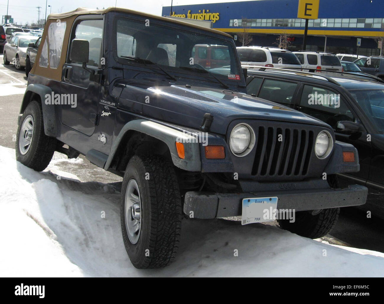 Jeep Wrangler TJ Sport Stock Photo - Alamy