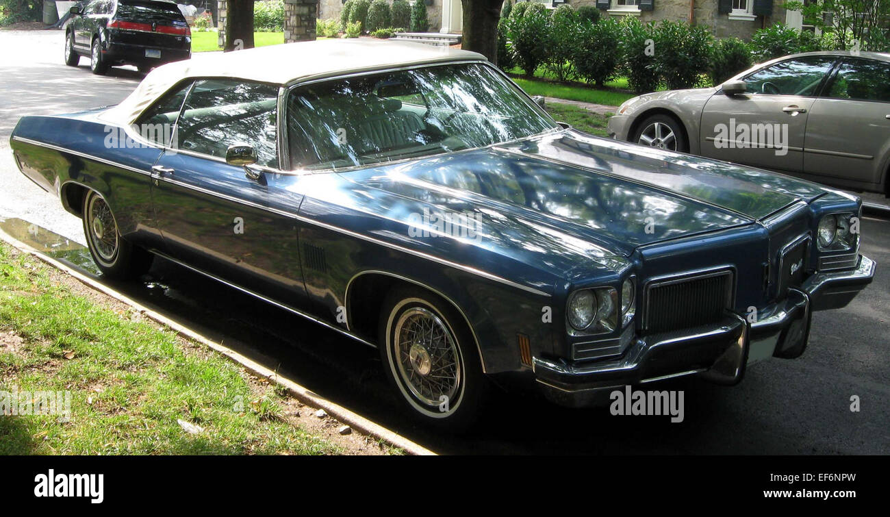 Oldsmobile Delta 88 Royale Convertible 07 03 2011 2 Stock Photo Alamy