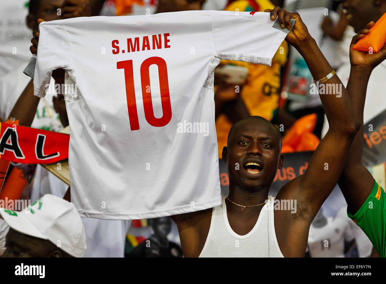Malabo, Equatorial Guinea. 27th Jan, 2015. Football fans of Senegal chant before the group match of Africa Cup of Nations between Senegal and Algeria at the Stadium of Malabo, Equatorial Guinea, Jan. 27, 2015. Credit:  Li Jing/Xinhua/Alamy Live News Stock Photo