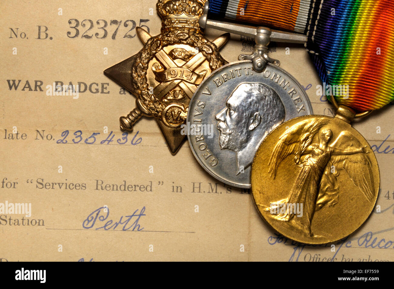 First World War medals: 'Pip, Squeak and Wilfred'  - 1914 Star; British War Medal; Victory Medal (left to right) with document Stock Photo