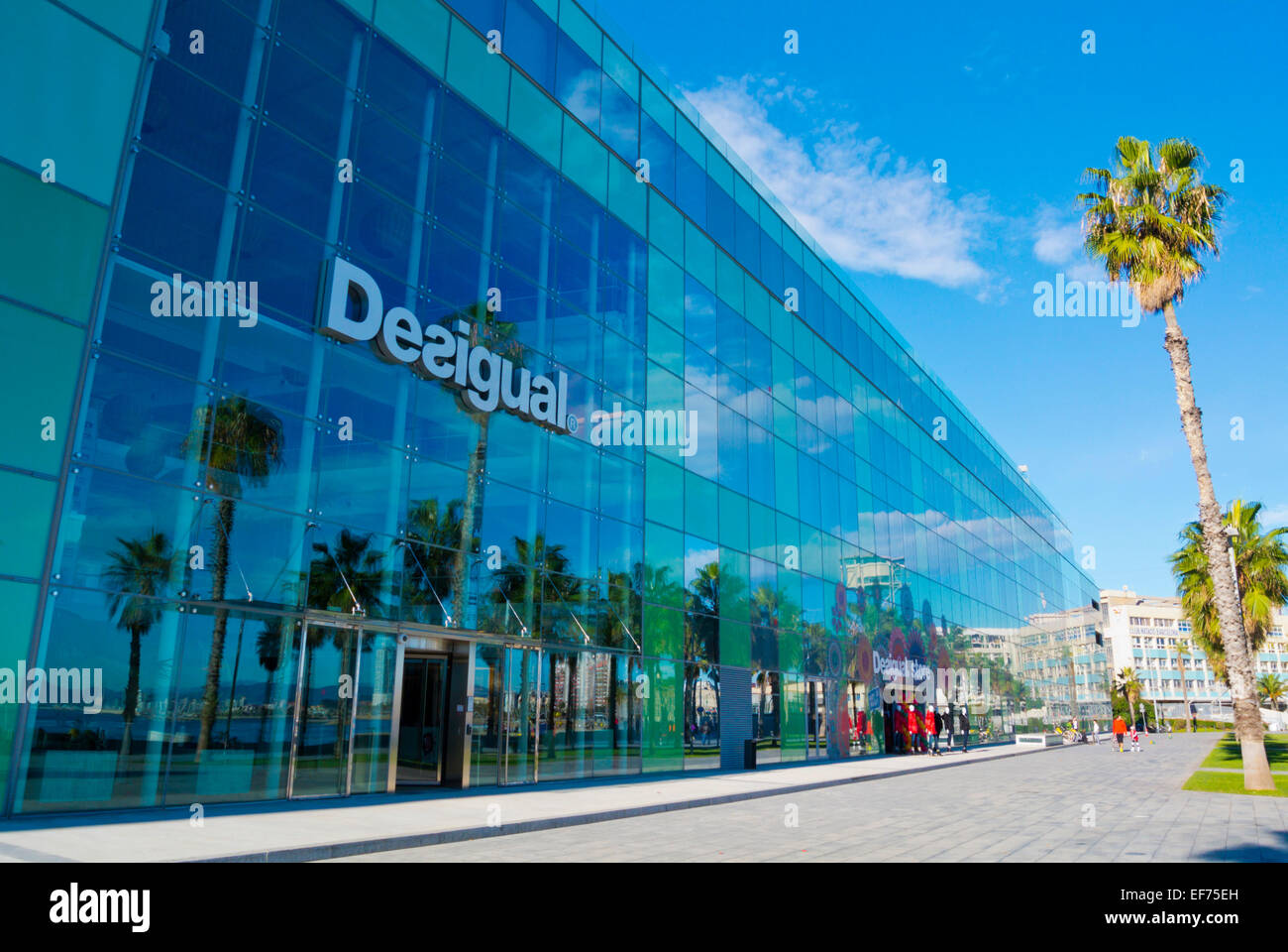 Desigual fashion shop, Barceloneta, refurbished port area, Barcelona, Spain  Stock Photo - Alamy