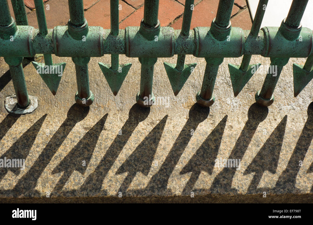 Wrought iron metal fence hires stock photography and images Alamy
