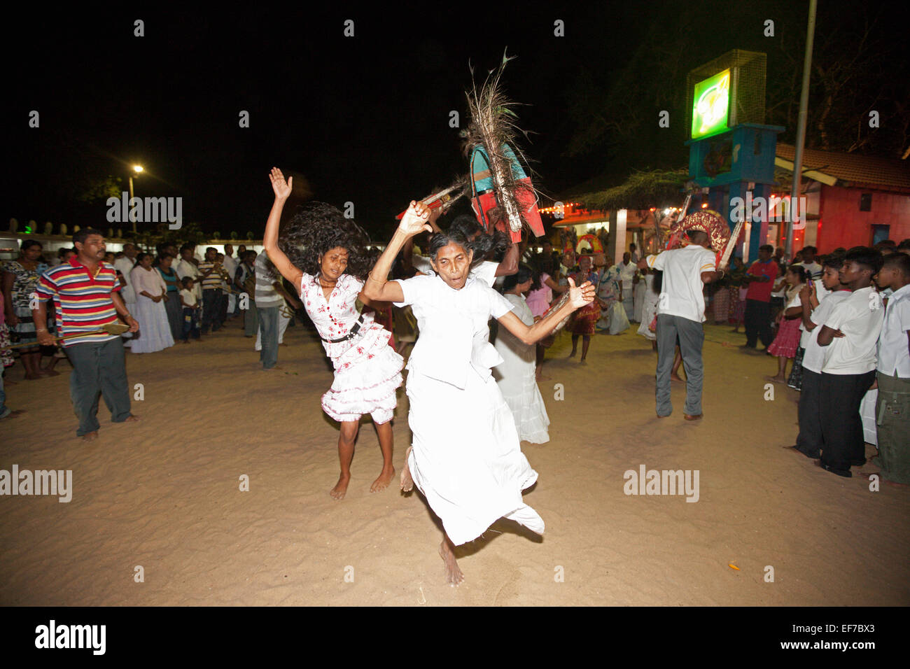 PILGRIMS PERFORMING THE KAVADI PEACOCK DANCE AT SHRINE IN KATARAGAMA Stock Photo