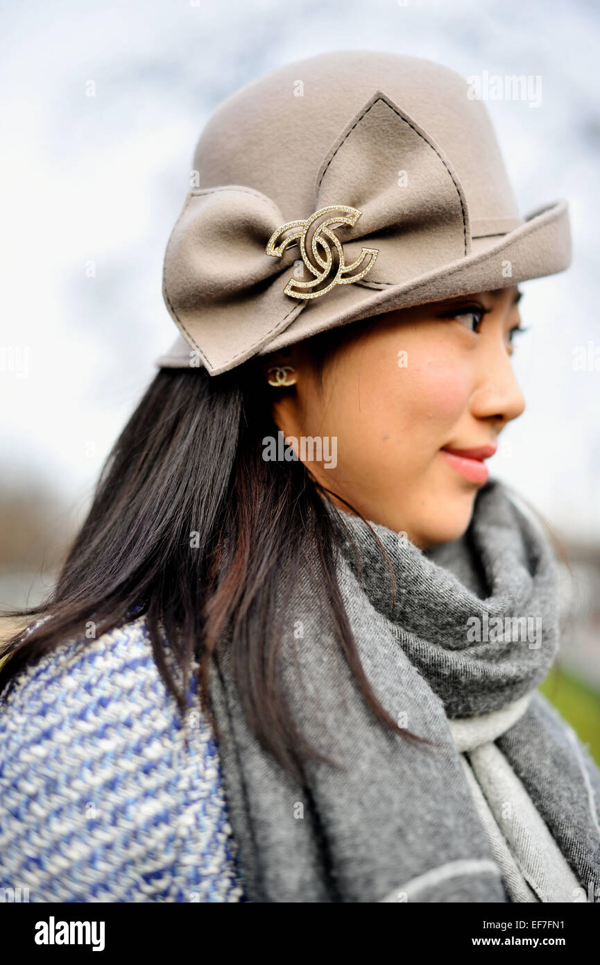 Chanel hat hi-res stock photography and images - Alamy