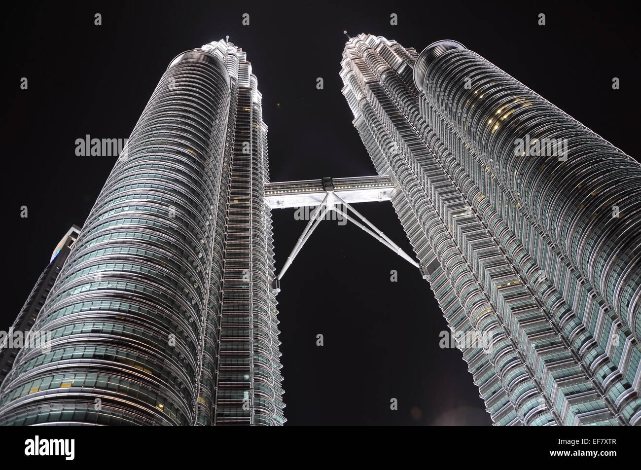 Petronas twin towers sky bridge hi-res stock photography and images - Alamy